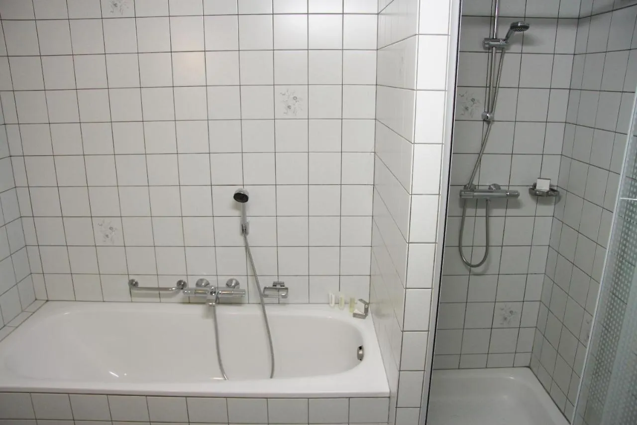 Hotel Restaurant Op De Beek Schin op Geul